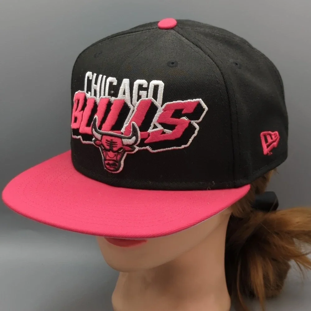 New Era 9Fifty NBA Chicago Bulls Bold Font SnapBack Hat Cap OSFM Adjustable